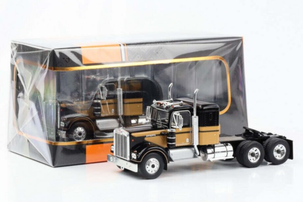 Kenworth W900 1976 1/43 Scale