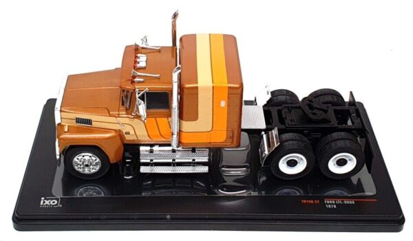 Ford LTL-9000 Prime Mover 1978  Brown/Beige 1/43 Scale