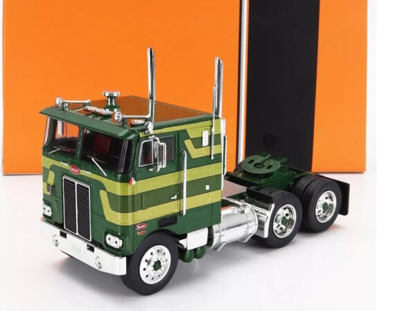 Peterbilt 352 Pacemaker SZM 1979