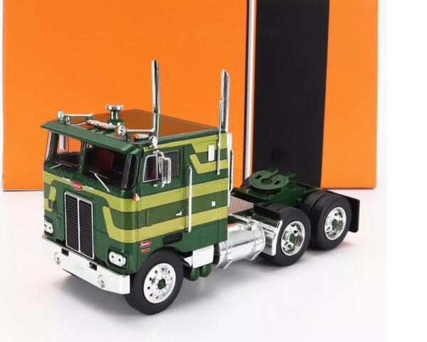 Peterbilt 352 Pacemaker SZM 1979