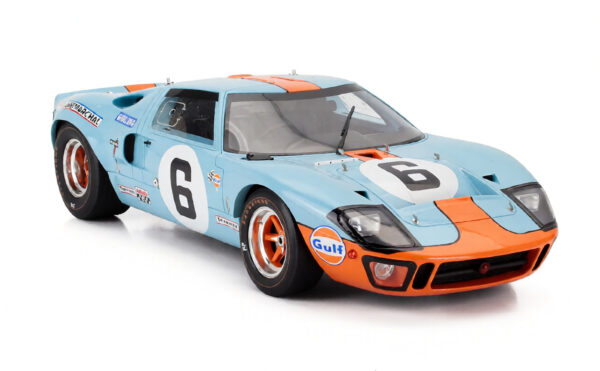 Ford GT40 4.9l V8 #6 1/12 Scale