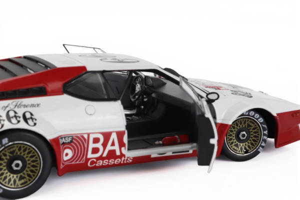 BMW M1 Procar #82 BMW 1/18 Scale