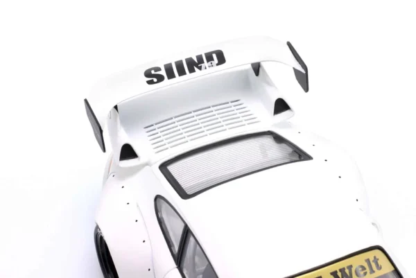 Porsche 911 (993) RWB 1/18 Scale