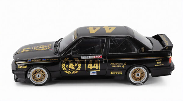BMW M3 (E30) #44 Winner Div. 2 1000km Bathurst 1987