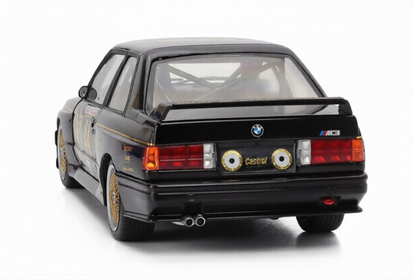 BMW M3 (E30) #44 Winner Div. 2 1000km Bathurst 1987